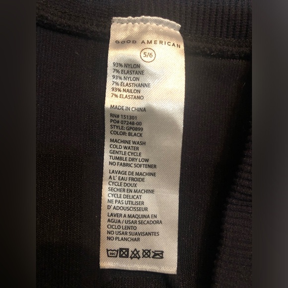 NWOT Good American High Rise Shine Leggings. Black/gray checkers. Size 5/6 2(xl) - Picture 3 of 9